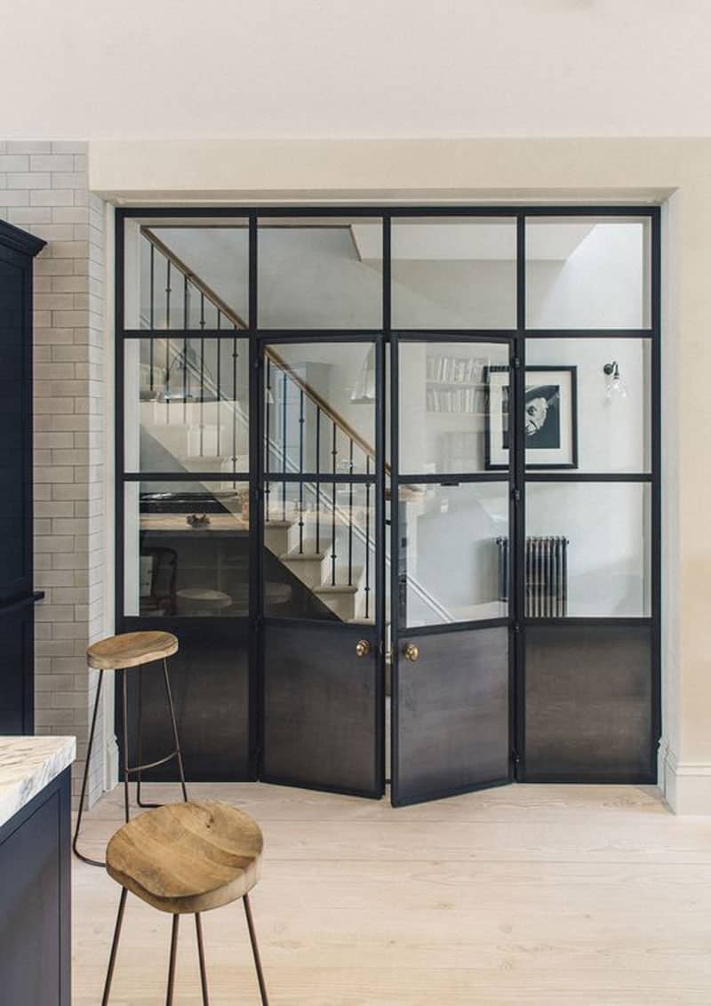 pareti in vetro per interni: soluzioni per ogni ambiente della casa